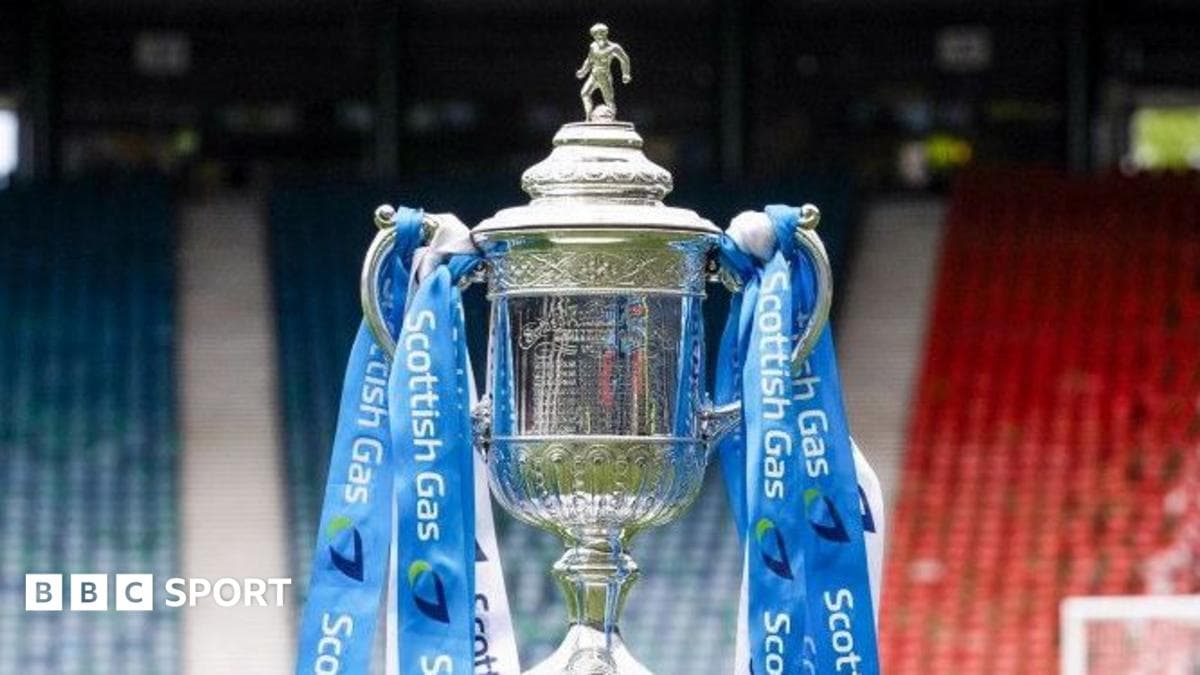 Fans assist Penicuik clear-up for Clyde cup tie