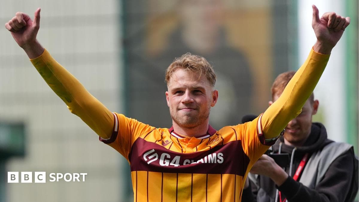 Swansea agree deal for Celtic defender Welsh
