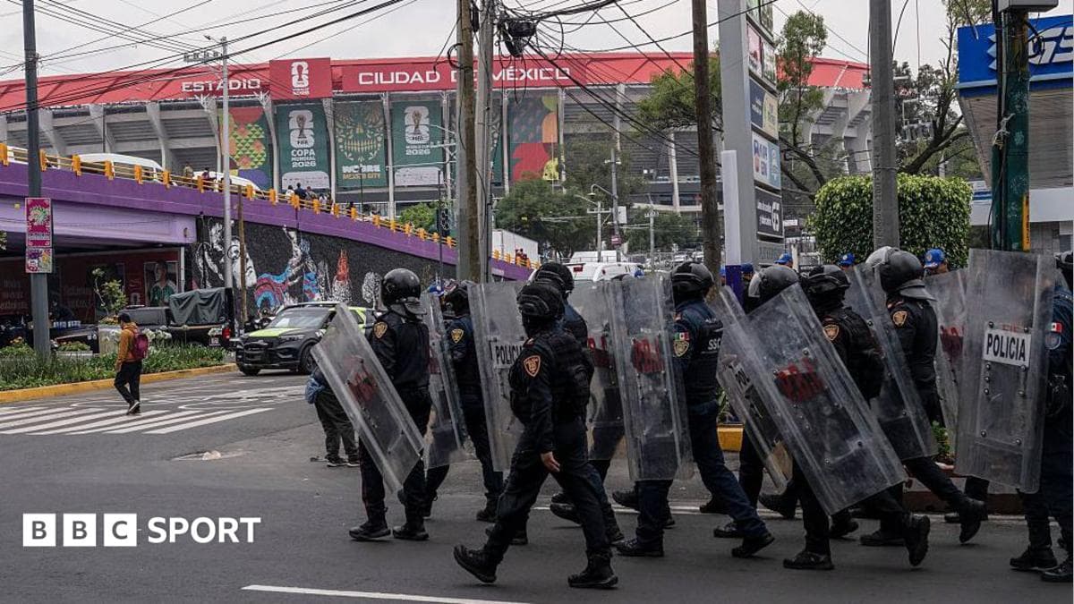 World Cup fever meets protest in Mexico City