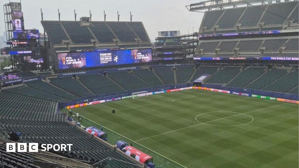 Fans delayed entry as bad weather affects France-Iraq tie