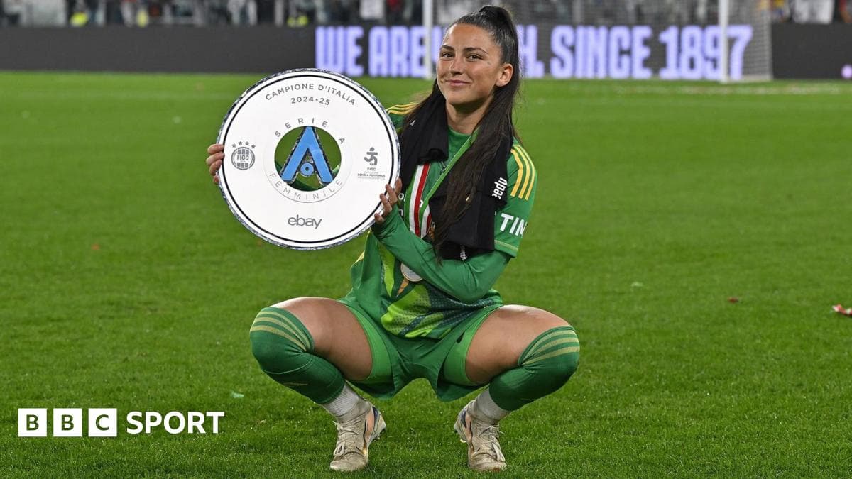 Ipswich sign Juventus goalkeeper Proulx