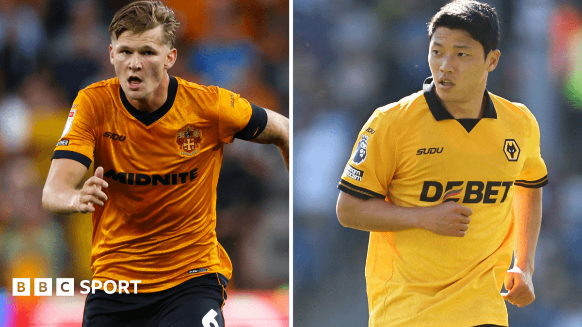 Moller Wolfe & Hee Chan Hwang exit Wolves for Bundesliga