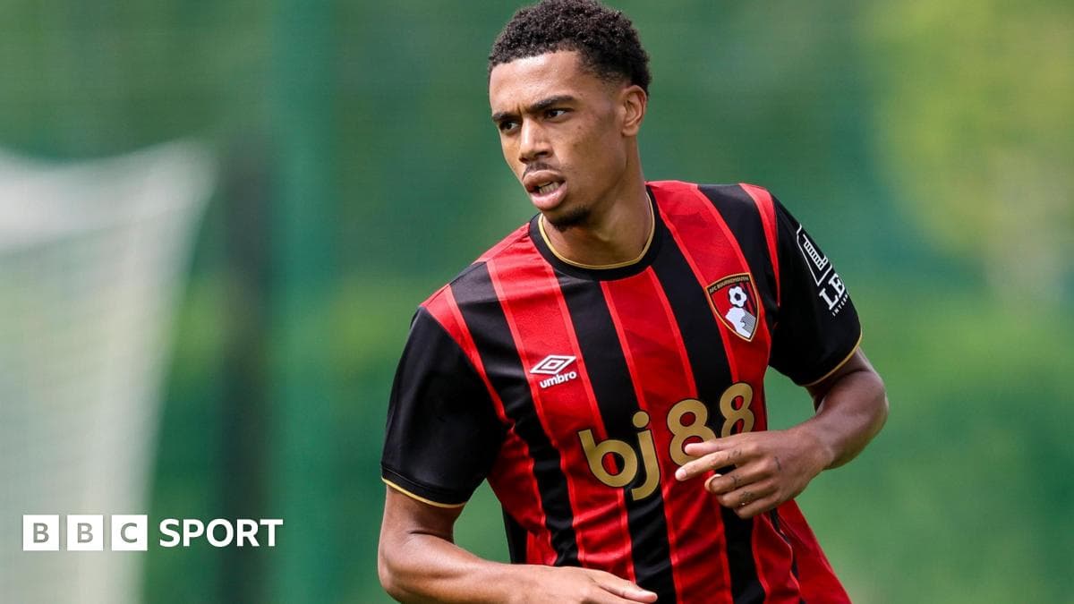 Sheffield Wednesday bring in forward Silcott-Duberry