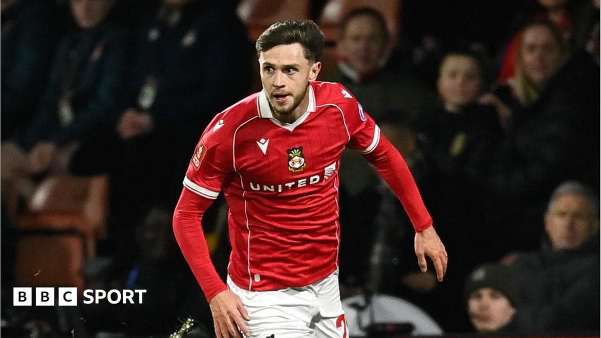 MK Dons sign Barnett on loan from Wrexham