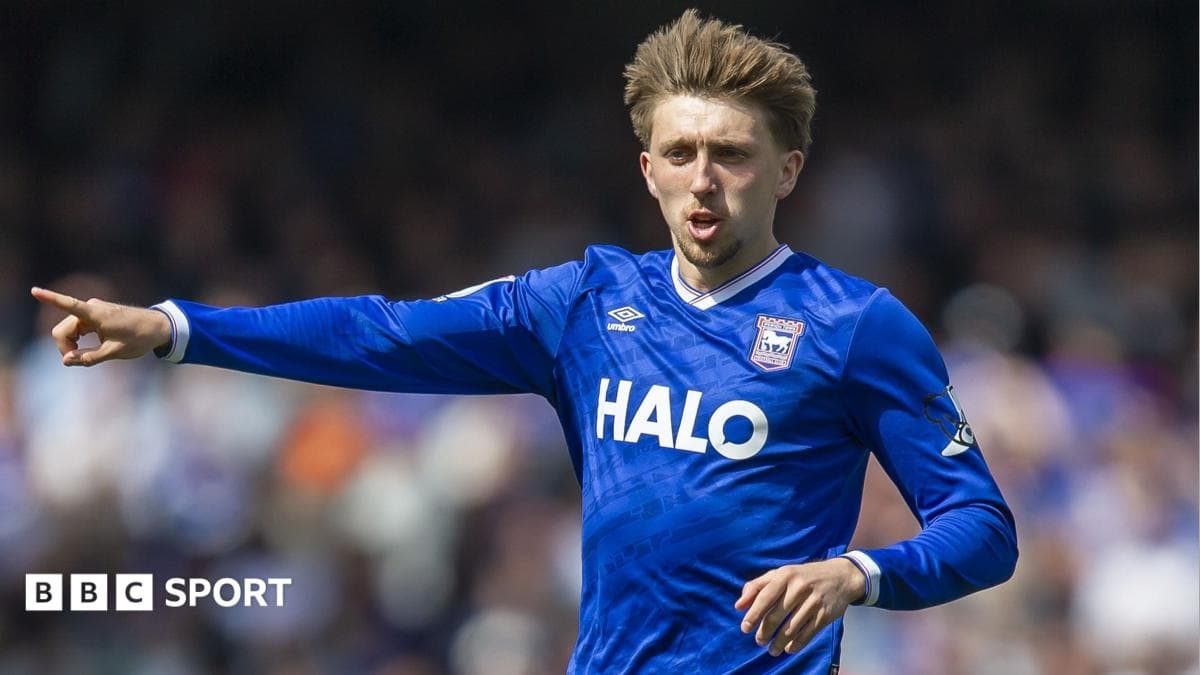 Neil embraces expectation after joining Rangers