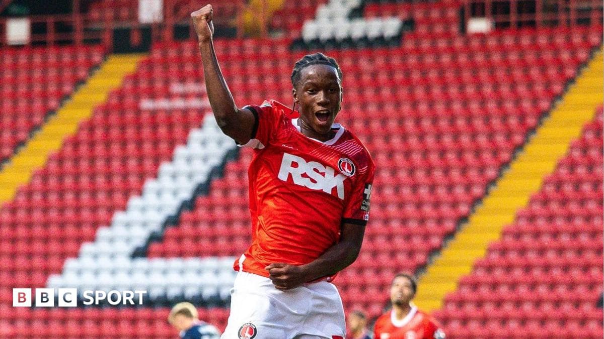 Charlton loan Fullah to MK Dons after signing new deal
