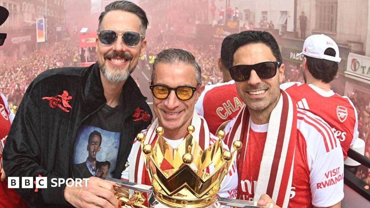 Are Arsenal taking a risk in not signing a world-class forward?