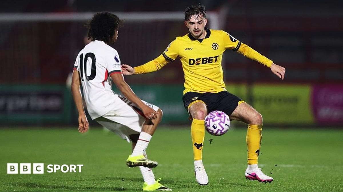 Worthing sign ex-Man City and Wolves youngster